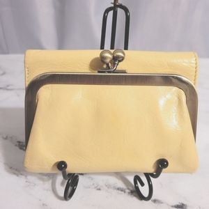 Vintage HOBO Int'l Light Yellow 'Robin' Leather Tri-Fold Wallet
